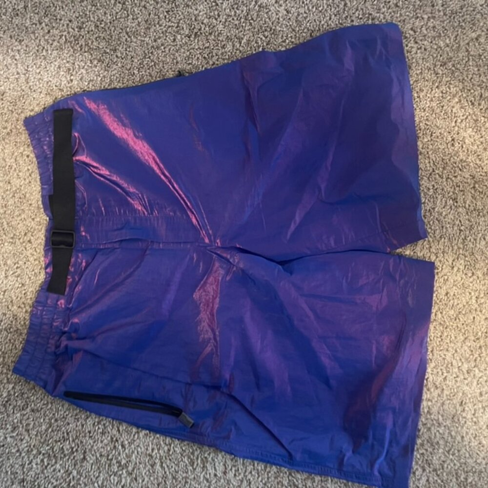 Burberry EKD-embroidery crinkled shorts